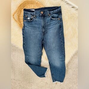GAP Cheeky Straight Sky High Raw Hem Denim Jeans Size 4 Petite